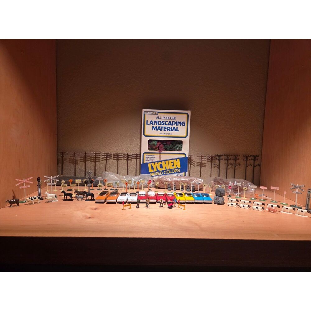 Life-Like Vintage HO Scale Railroad Scenery Landscaping Cars Animals Signs Set - Picture 2 of 12